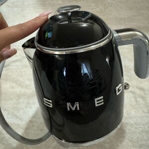 Black Electric Kettle